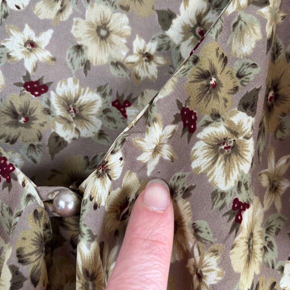 Vintage Try 1 Floral Ruffle Peasant Blouse Pearl Button Beige Brown USA Size M - Picture 5 of 11